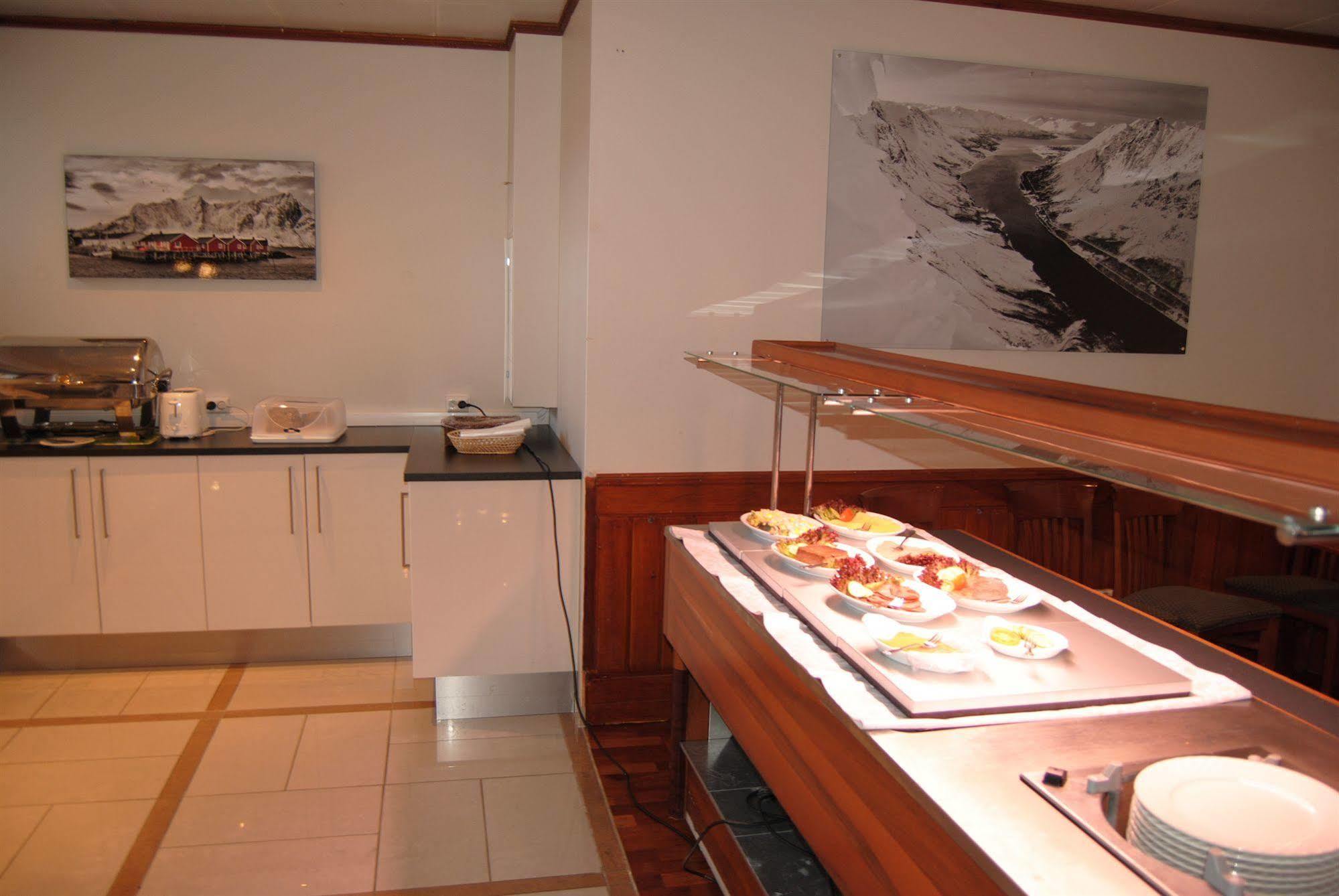 Bjerkvik Hotell Extérieur photo
