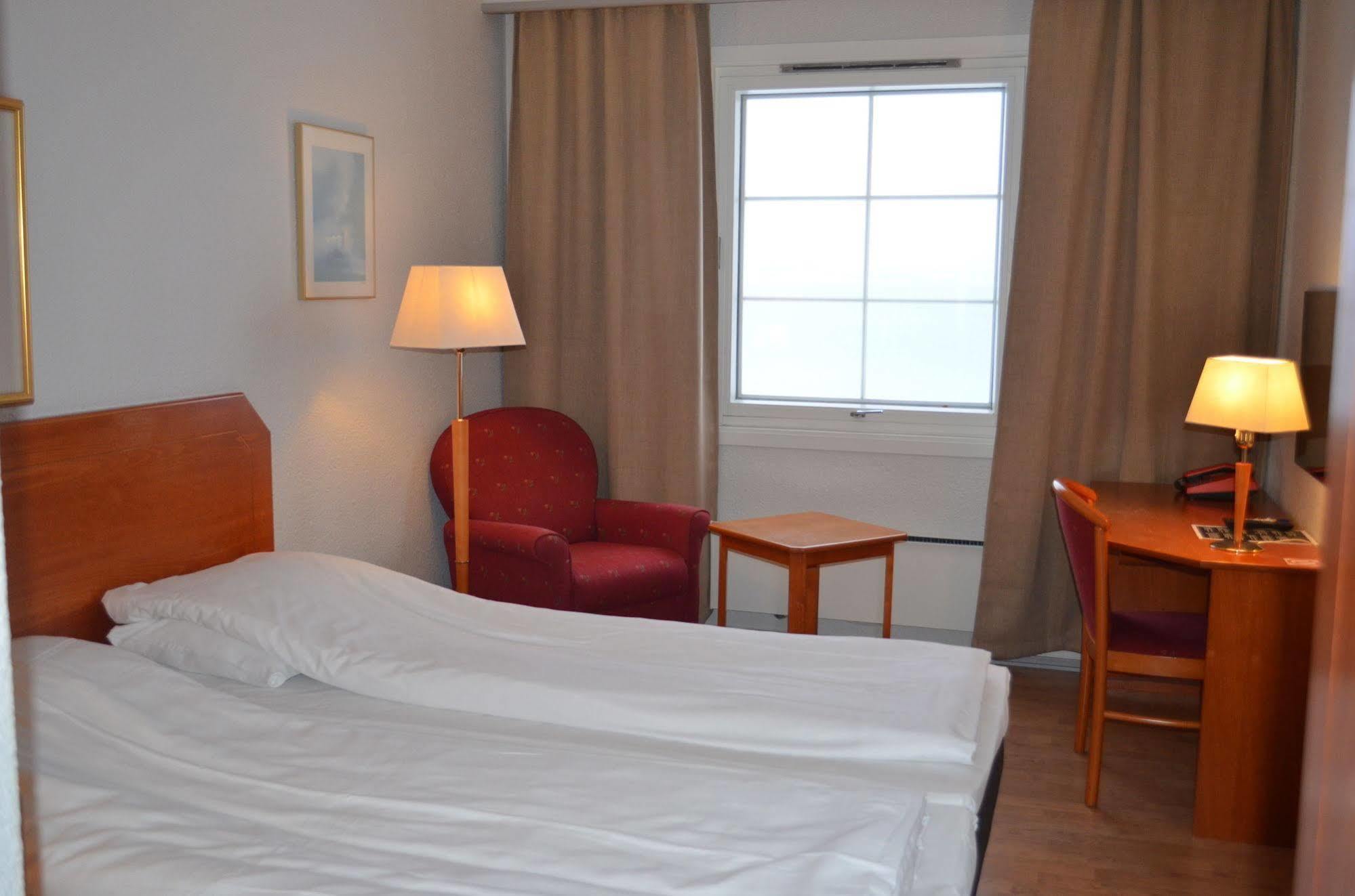 Bjerkvik Hotell Extérieur photo